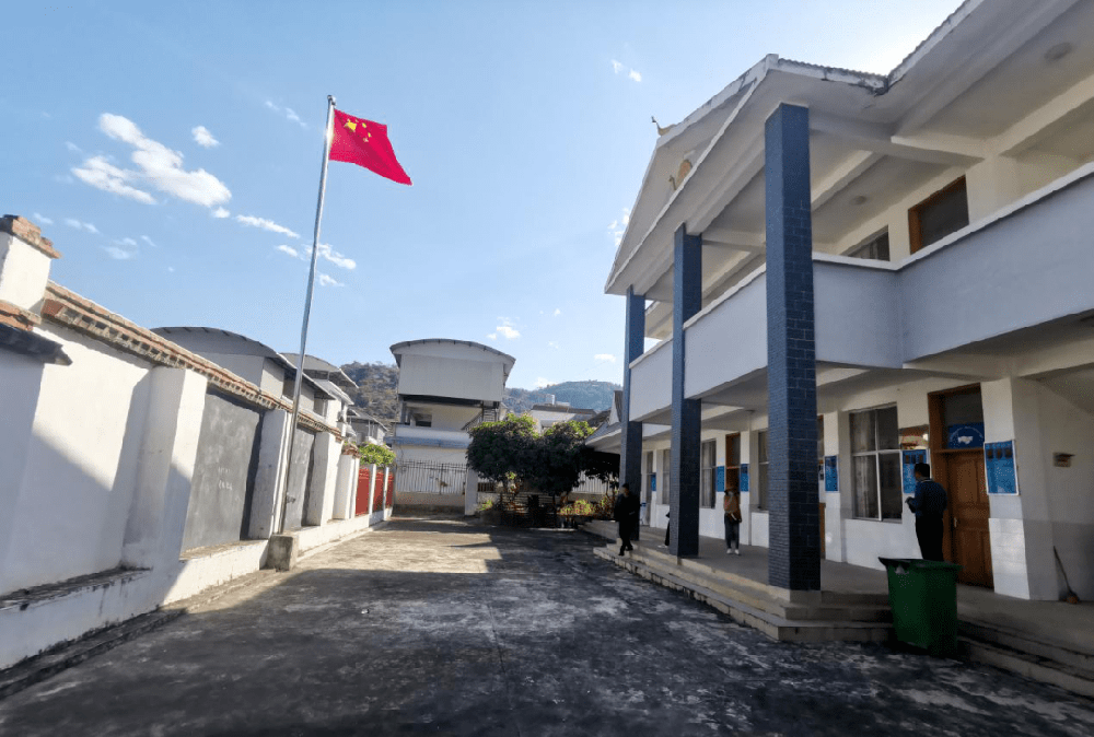西乡县子午镇三花石库区移民服务中心建设项目
